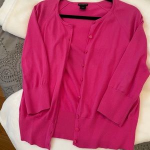 ✨ANN TAYLOR: pink cardigan: Medium